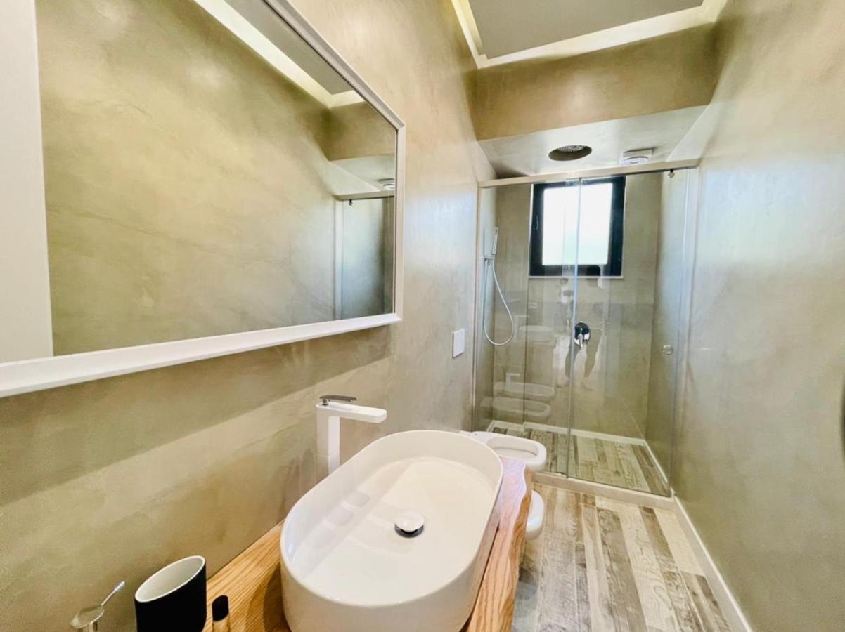 Vlorë Adriatik Hotel מראה חיצוני תמונה